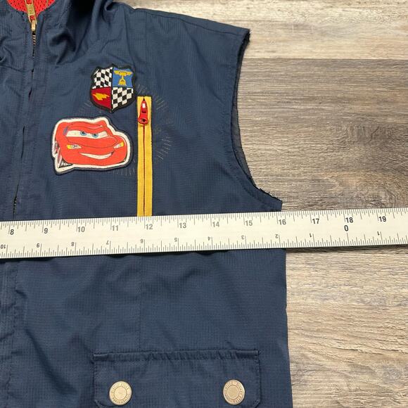 Vintage Y2K Disney Store Cars Lightning McQueen Boys S Zip Vest Racing Hooded - Picture 7 of 9